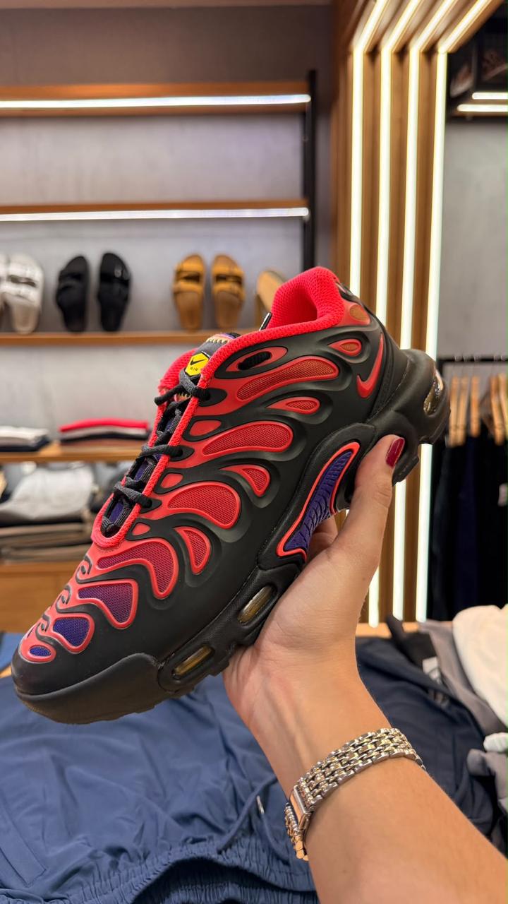 Tênis Nike Casual Preto e Vermelho