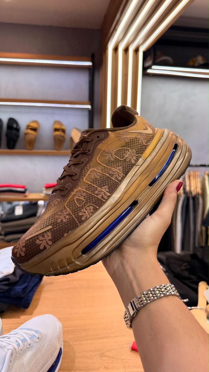 Tênis Nike Casual Caramelo Estampado