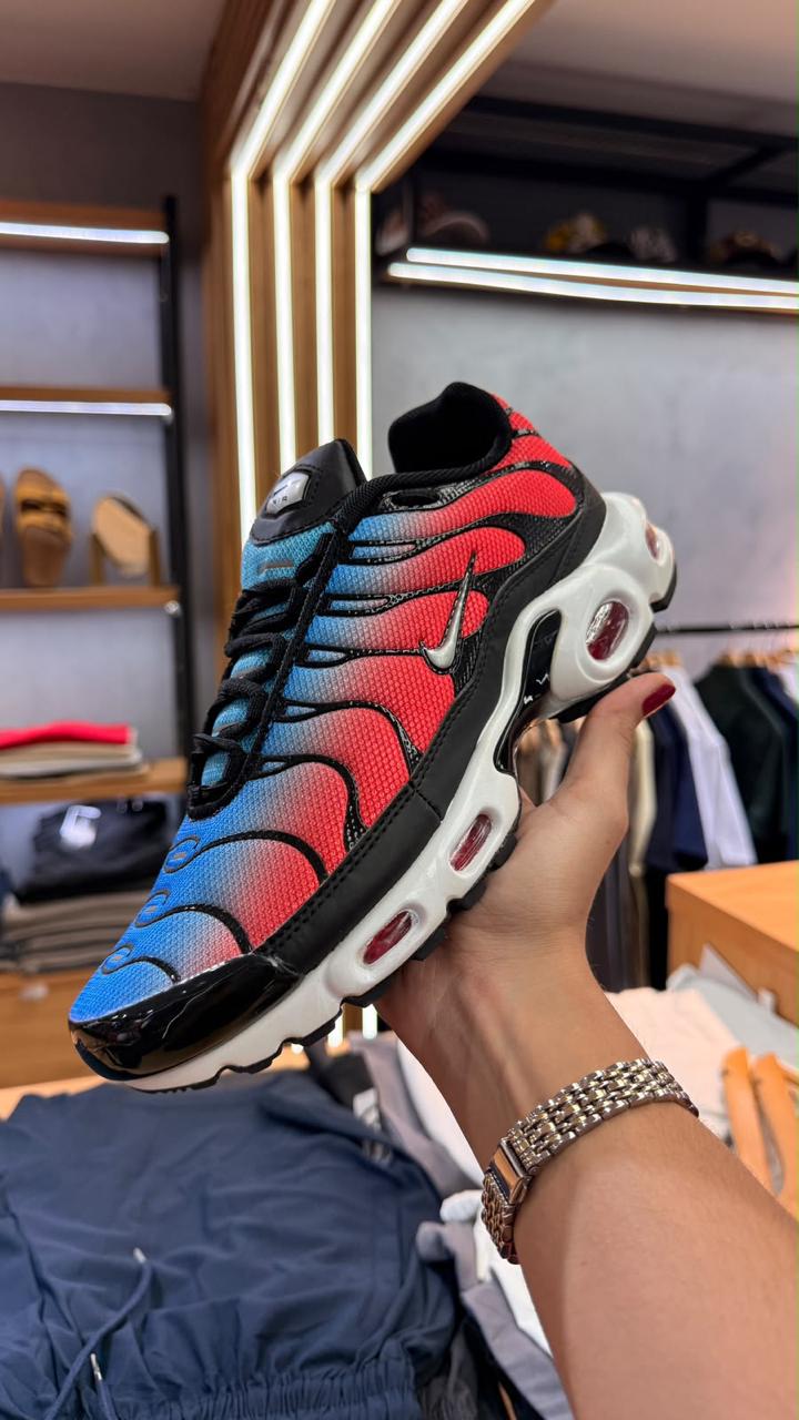 Tênis Nike Casual Degradê Azul e Vermelho
