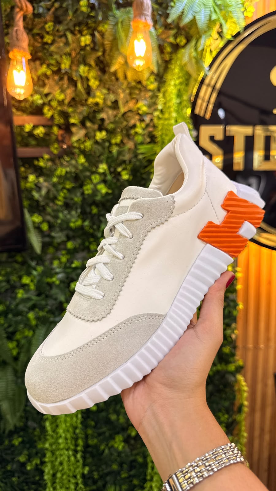 Tênis Hermès Casual Branco e Laranja