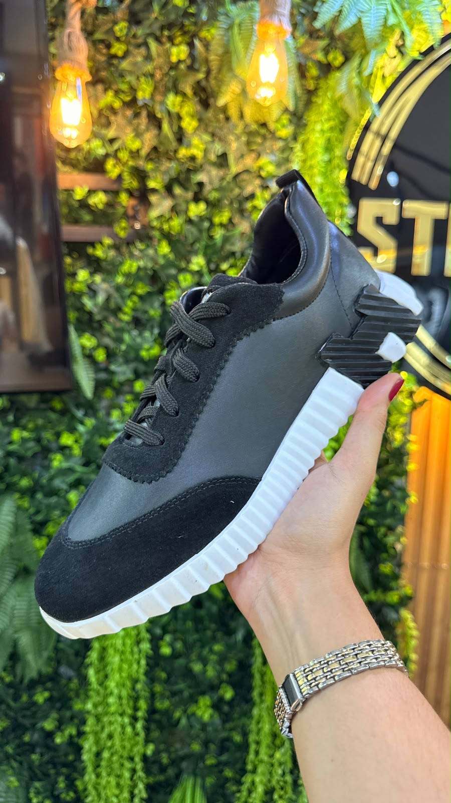 Tênis Hermès Casual Preto e Cinza
