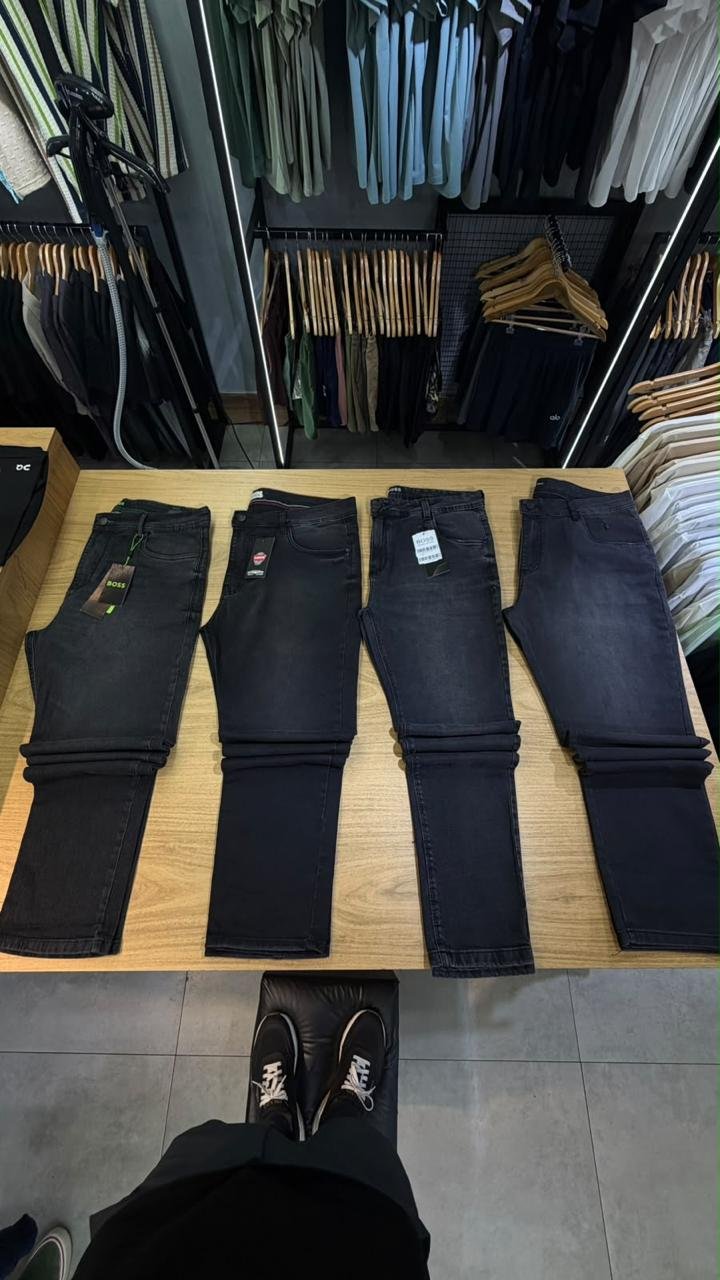 Calça Jeans Escura Slim