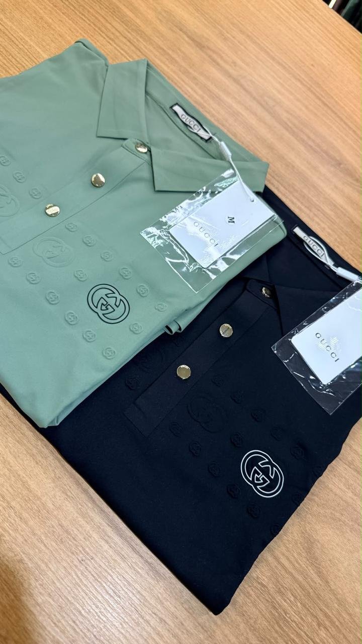 Camisa Polo Gucci Botões Dourados